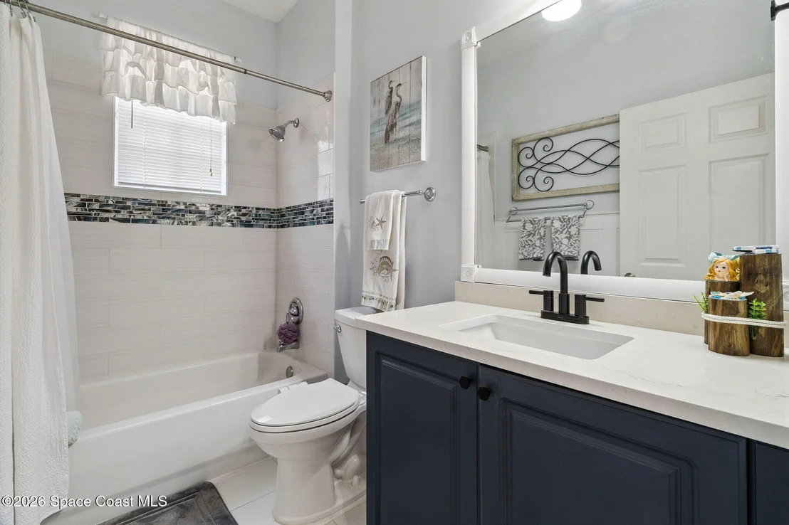 Photo of 409 Gardendale Circle SE