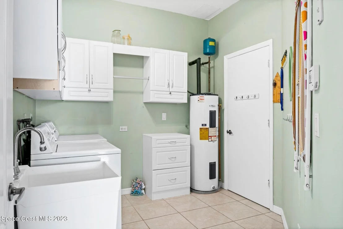 Photo of 241 Oyster Lane