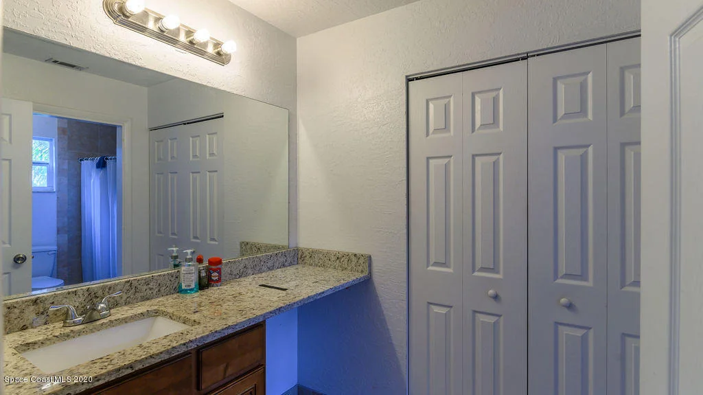 Photo of 1327 Cherry Hills Road NE