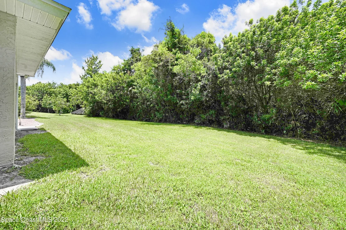 Photo of 3886 Beechgrove Road