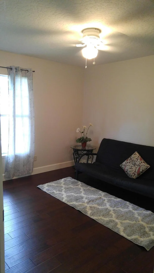Photo of 4320 Canard Road