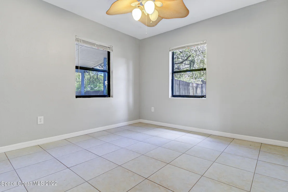 Photo of 2777 Pine Avenue