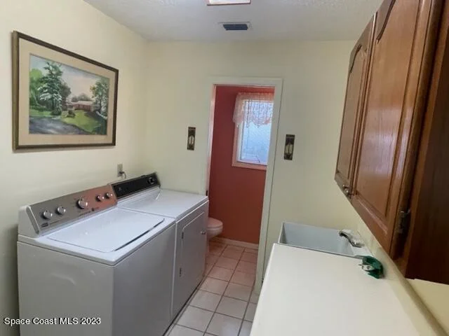 Photo of 537 Crystal Lake Drive