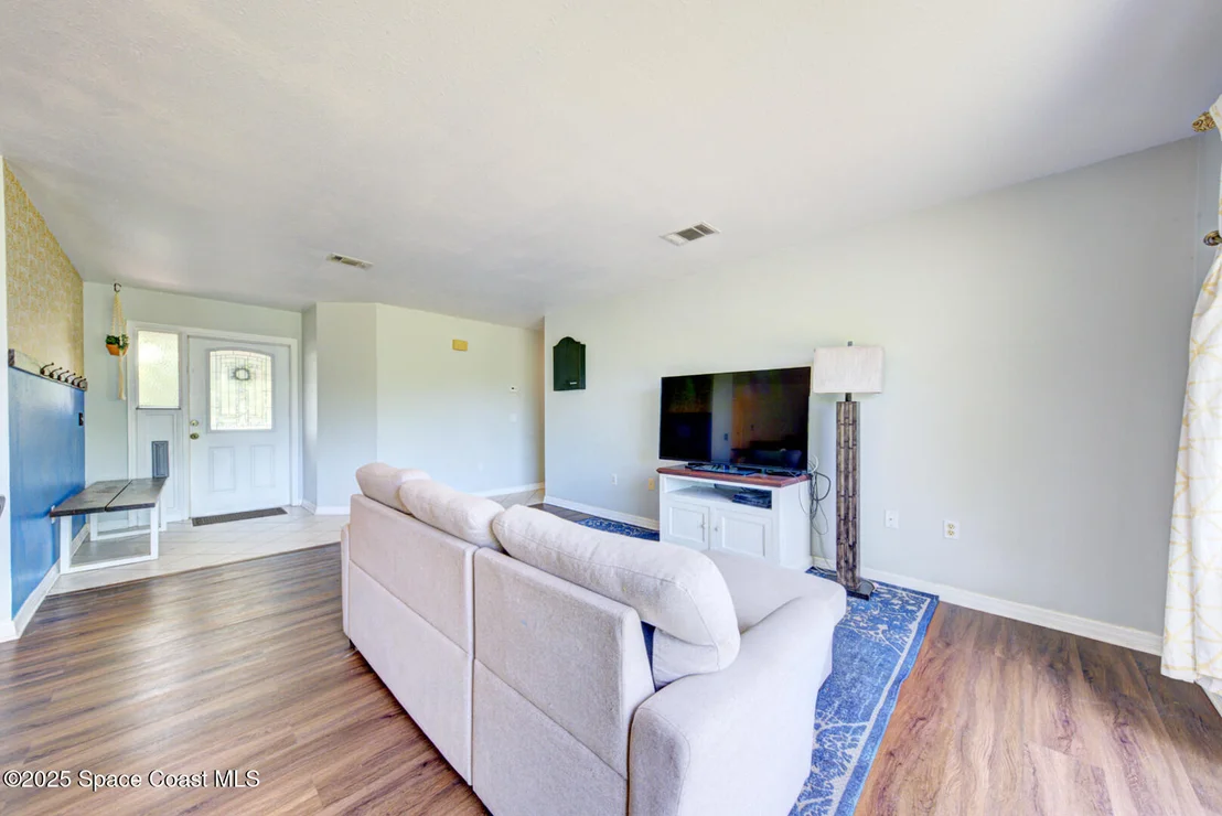 Photo of 767 Adolph Lane