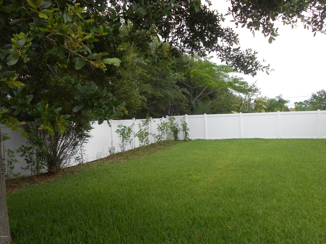 Photo of 1490 Bridgeport Circle