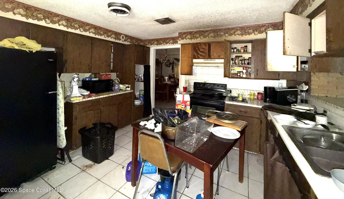 Photo of 4200 Devoe Avenue