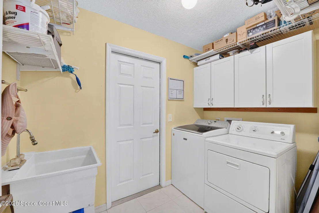 Photo of 1871 Thesy Drive