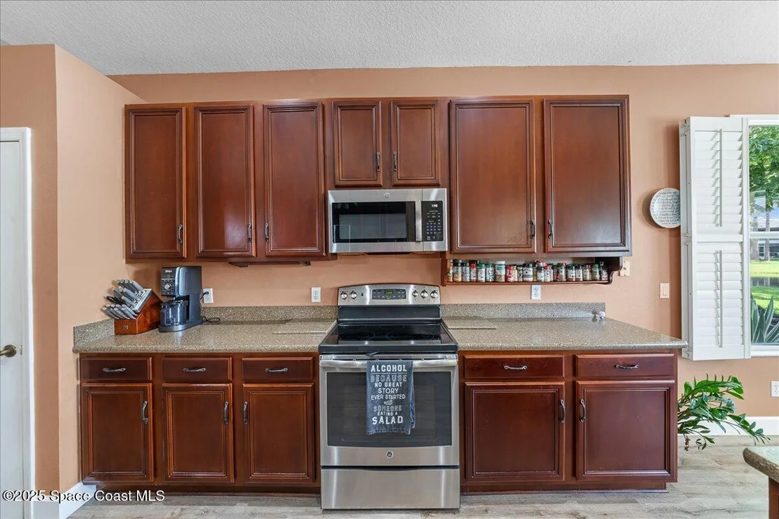 Photo of 623 Autumn Glen Drive