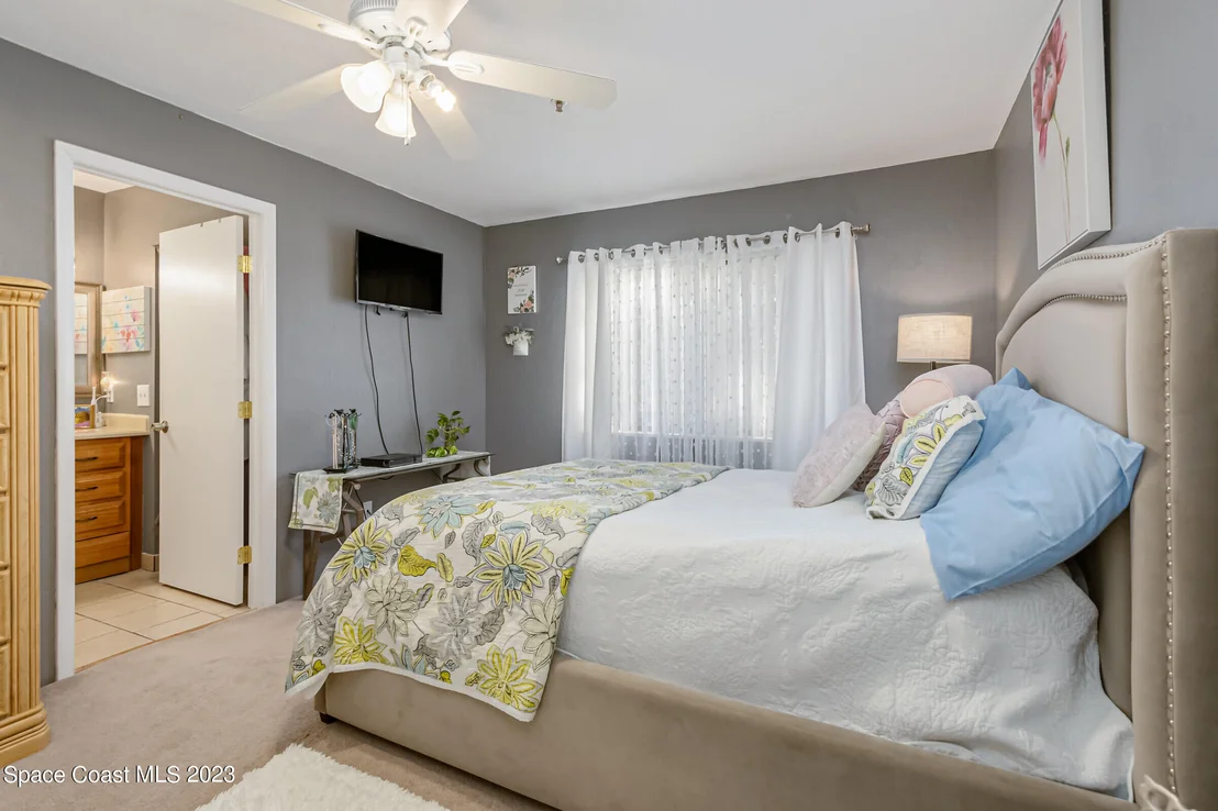 Photo of Unit 310 at 7820 Shadowood Drive