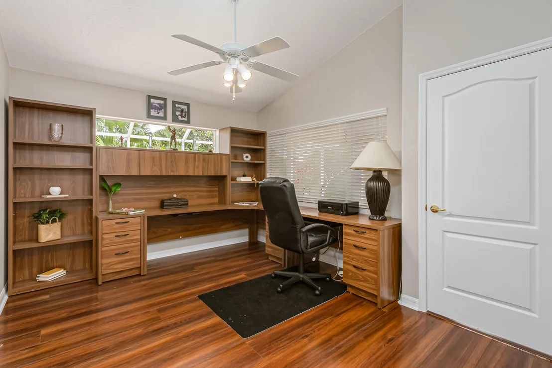 Photo of 7137 Broderick Drive