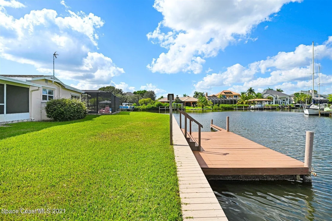 Photo of 489 Penguin Drive