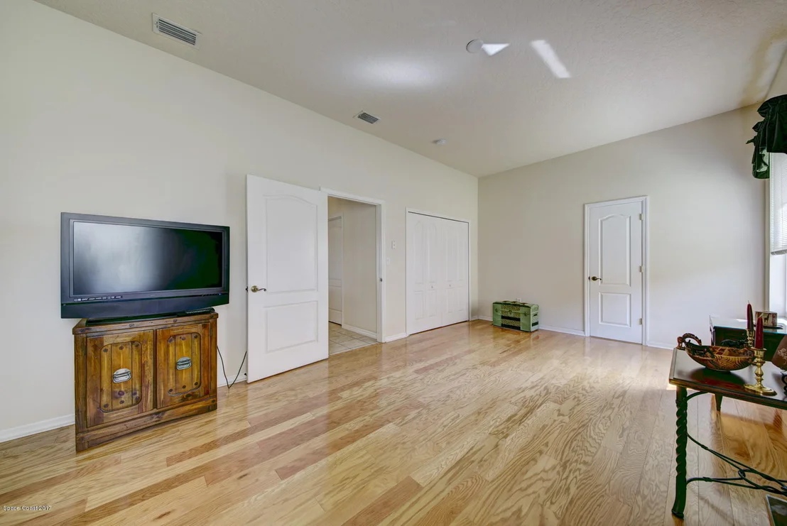 Photo of 1662 Long Pine Road