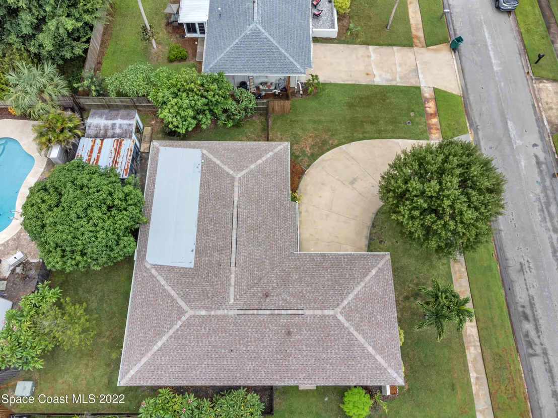 Photo of 511 Avignon Drive