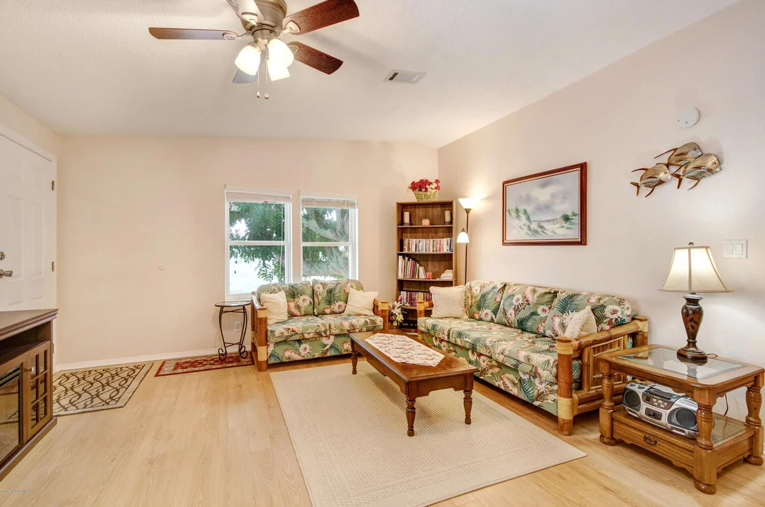 Photo of 210 Rosewood Drive