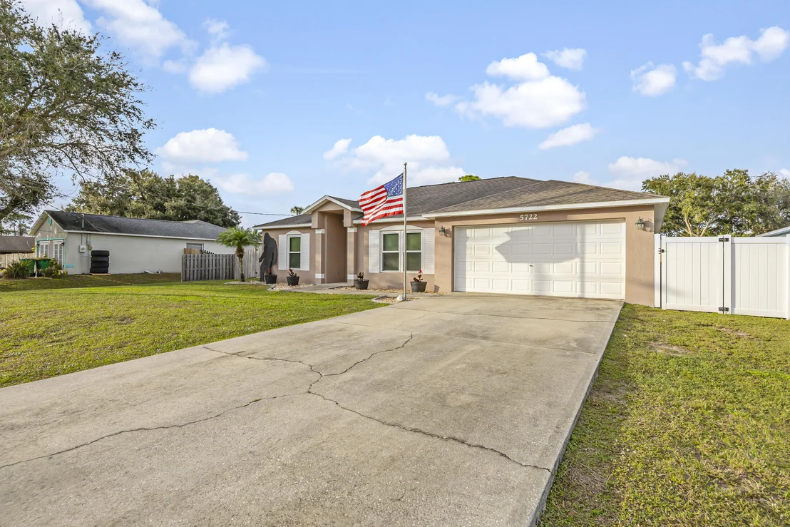 Photo of 5722 Ada Street