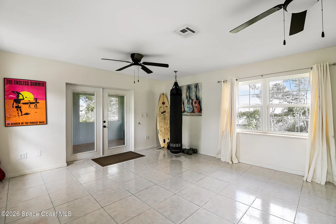 Photo of 2919 Colchester Road
