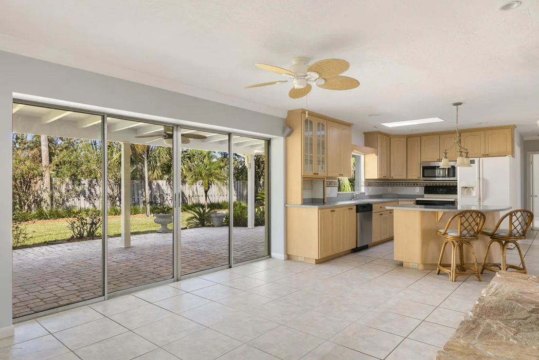 Photo of 596 Oak Ridge Drive