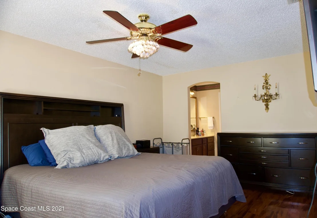 Photo of 850 Wickham Lakes Drive