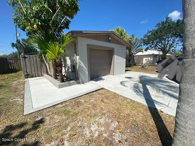 Photo of 2785 Locksley Road