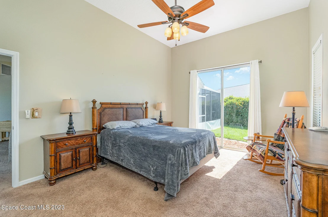 Photo of 498 Kimberly Drive