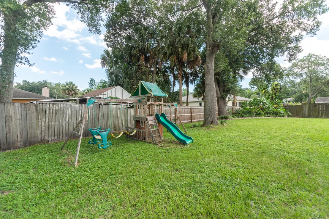 Photo of 6040 Adina Road