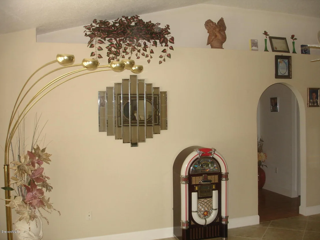Photo of 301 Mcclain Drive