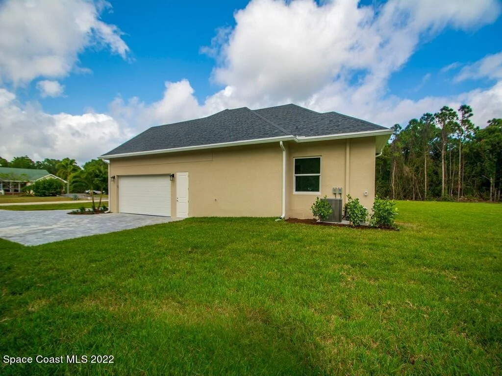 Photo of 7035 Indian River Boulevard