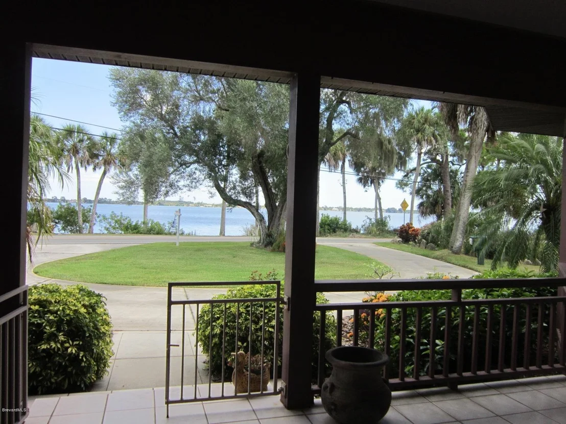Photo of 1829 Rockledge Drive