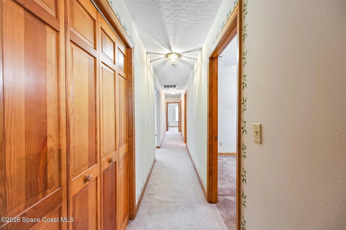 Photo of 3880 Ponderosa Road