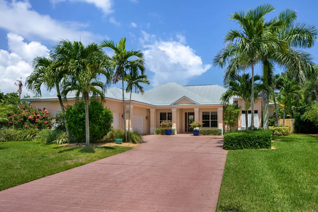 Photo of 162 Miami Avenue