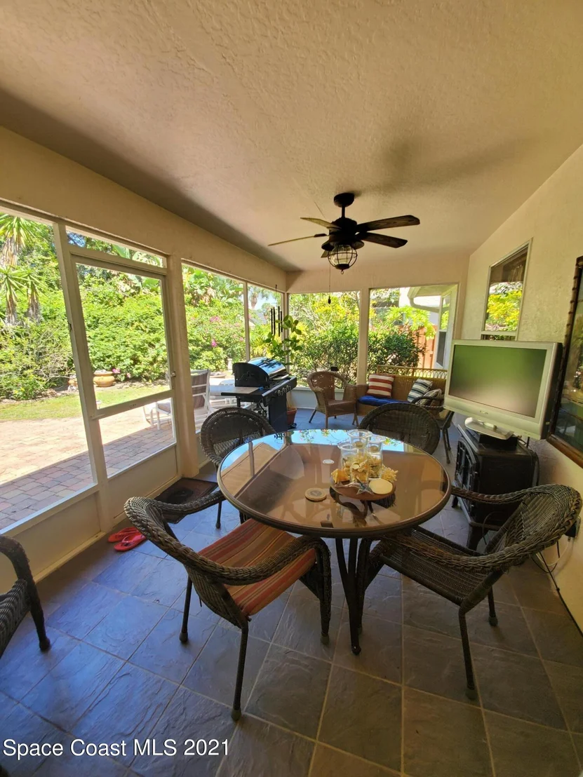 Photo of 1476 California Drive