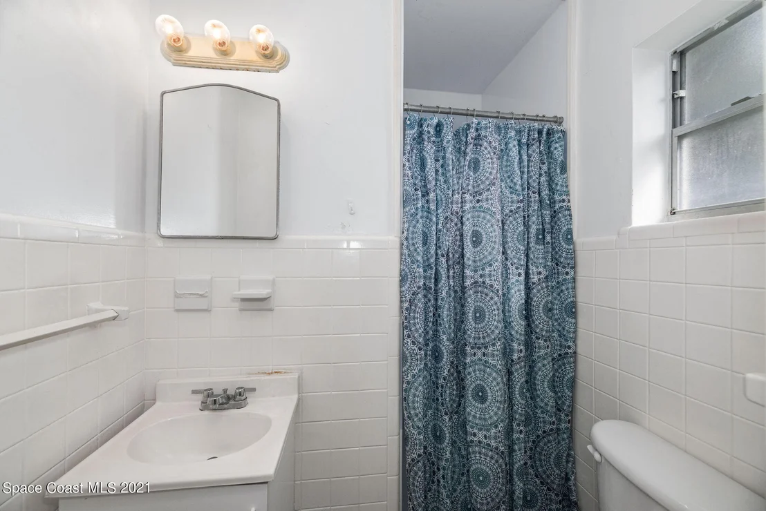 Photo of 319 Holly Lane