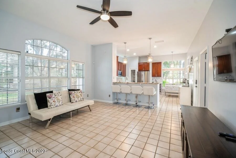 Photo of 4395 Canard Road