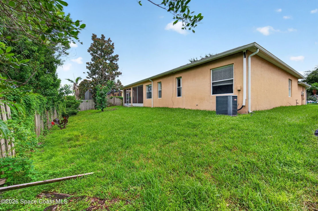 Photo of 903 Del Mar Circle