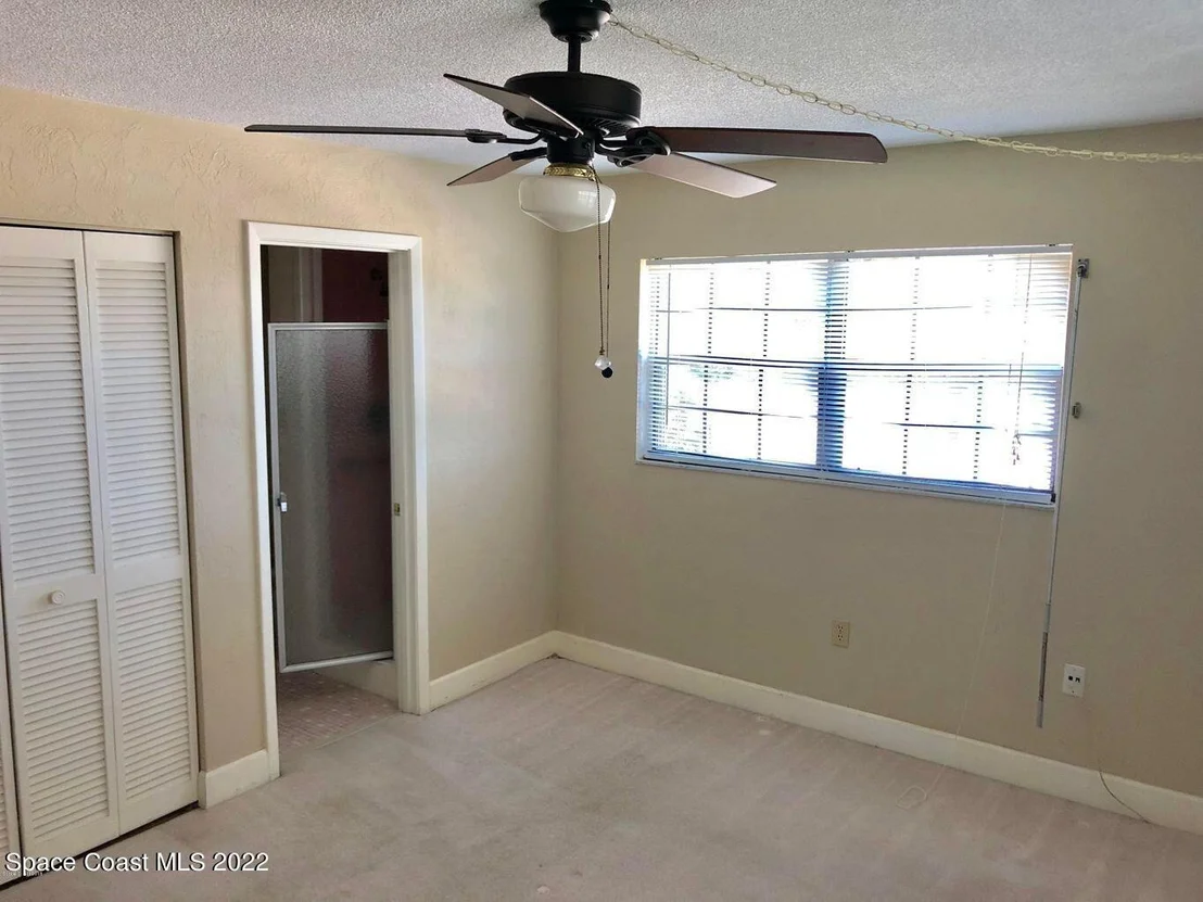 Photo of Unit 301 at 1025 Rockledge Drive