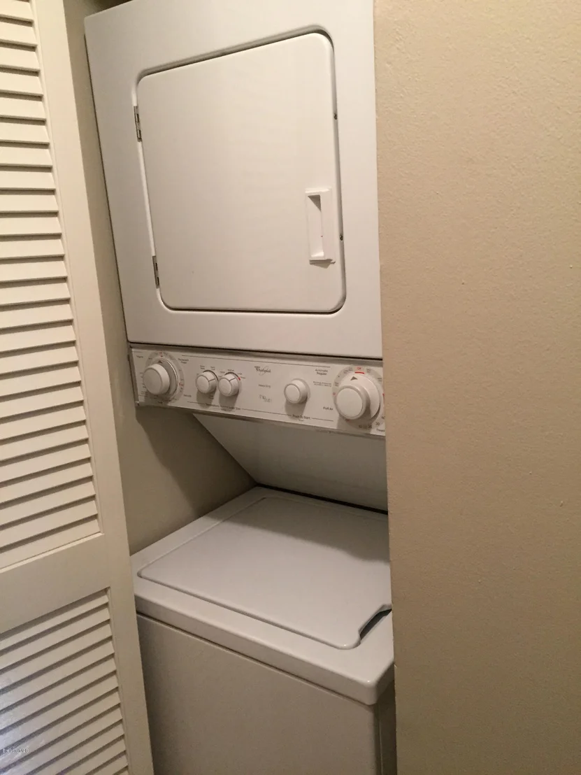 Photo of Unit 4 at 1020 Pine Tree Drive
