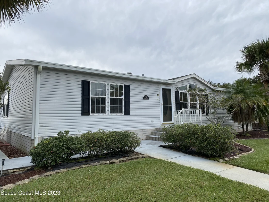 Photo of 102 Scenic Drive