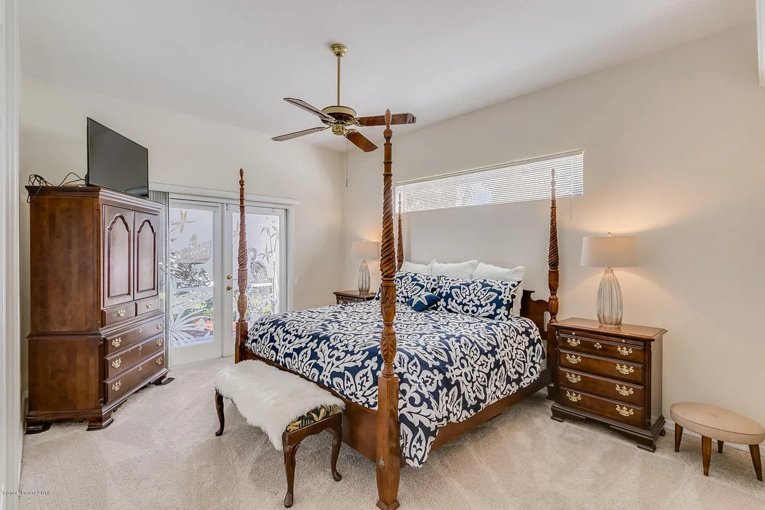 Photo of 730 Lake Drive