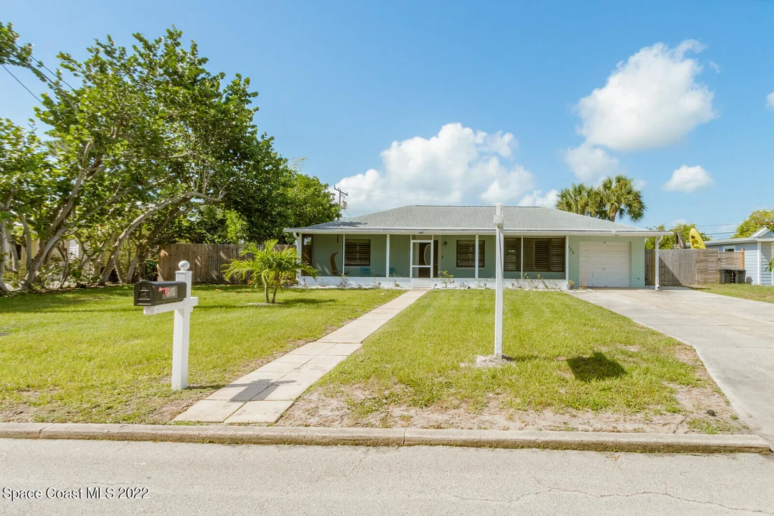 Photo of 505 Coral Drive