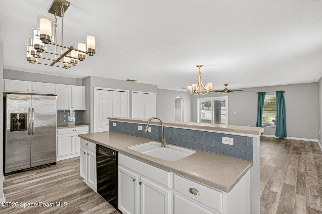 Photo of 3114 Burdock Avenue