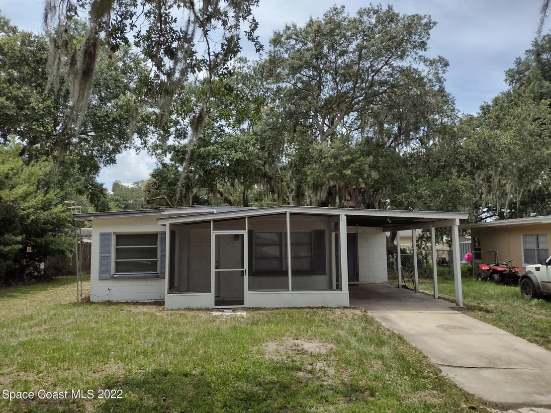 Photo of 716 Walker Road