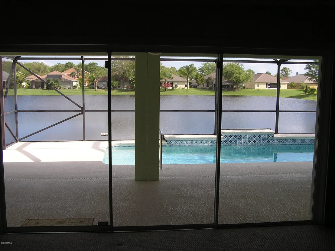 Photo of 933 Tavernier Circle