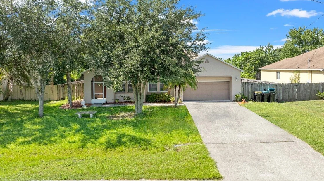 Photo of 3788 Jupiter Boulevard SE