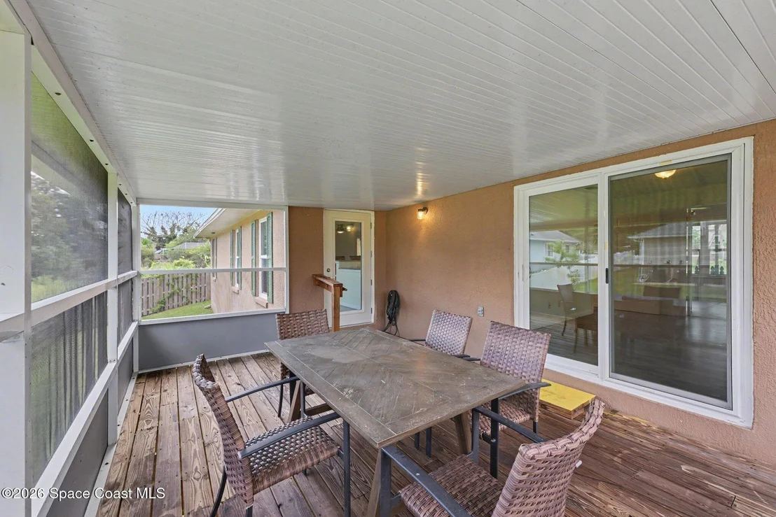 Photo of 1019 Mandarin Drive NE