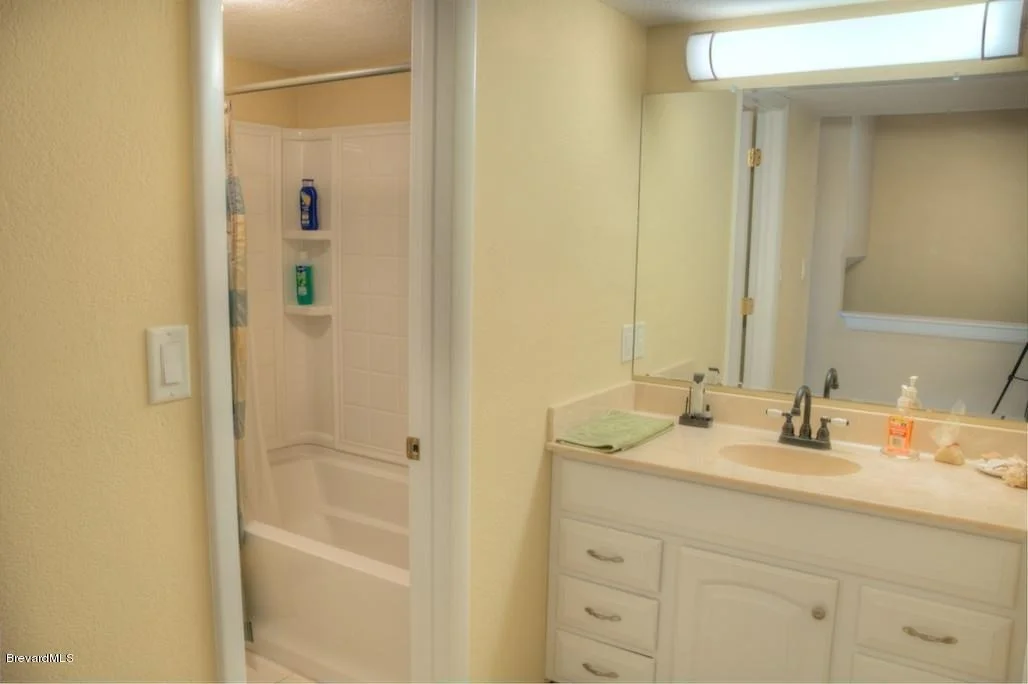 Photo of Unit 8 at 1020 Pinetree Drive