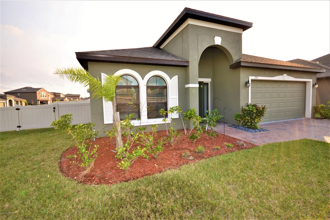 Photo of 799 Fiddleleaf Circle