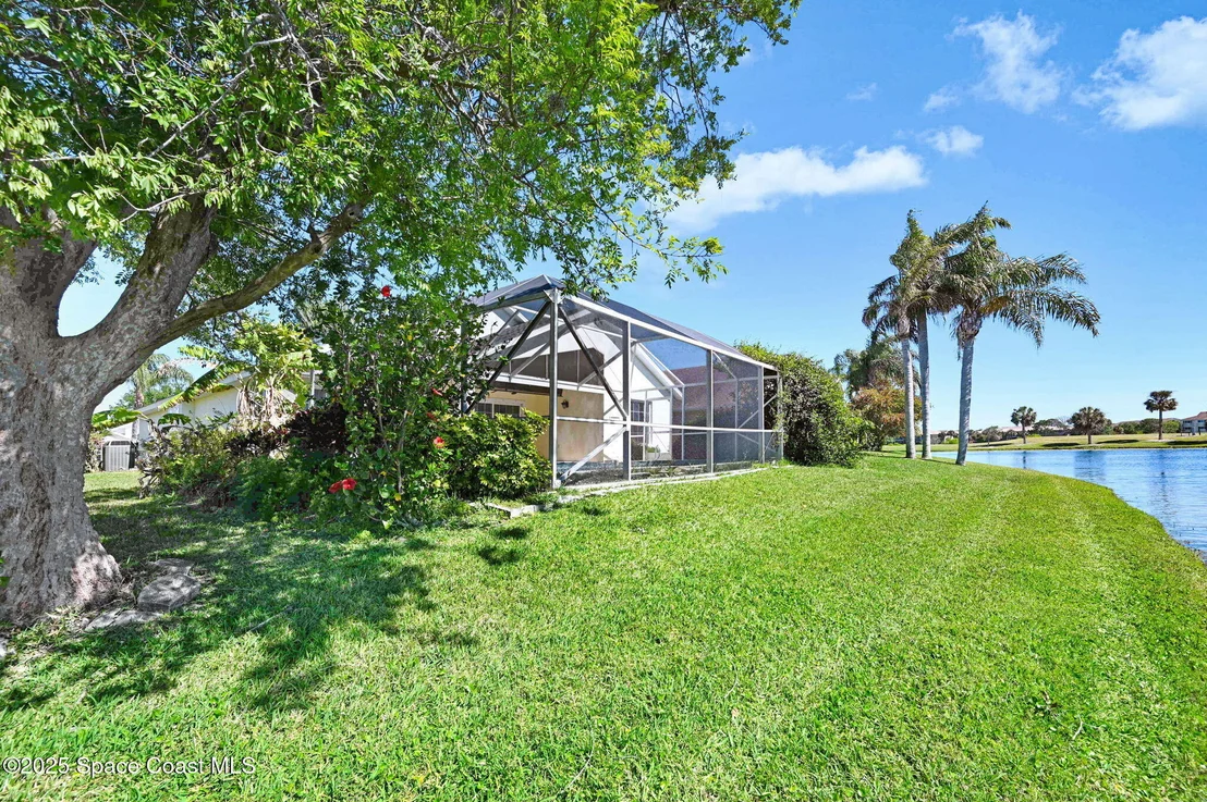 Photo of 2548 Addington Circle