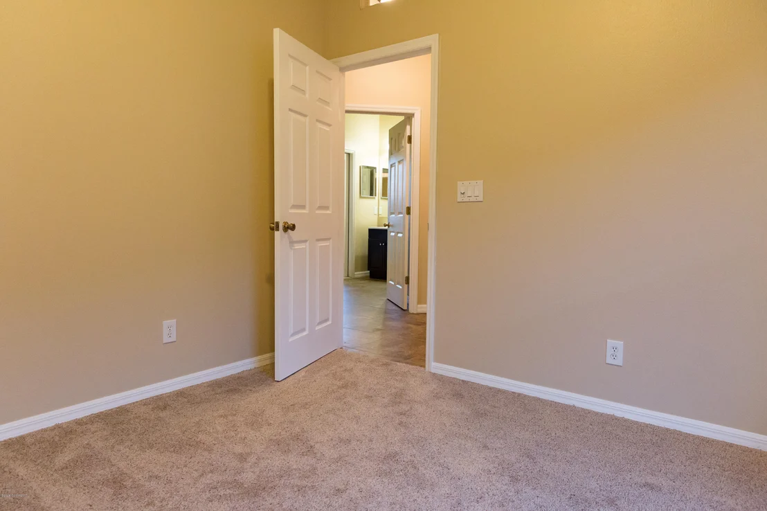 Photo of 1045 Morgan Circle NE