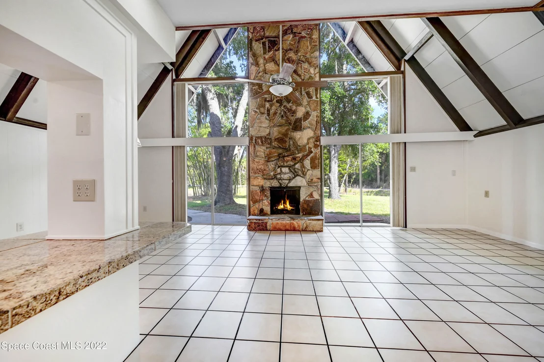 Photo of 555 Amber Lane