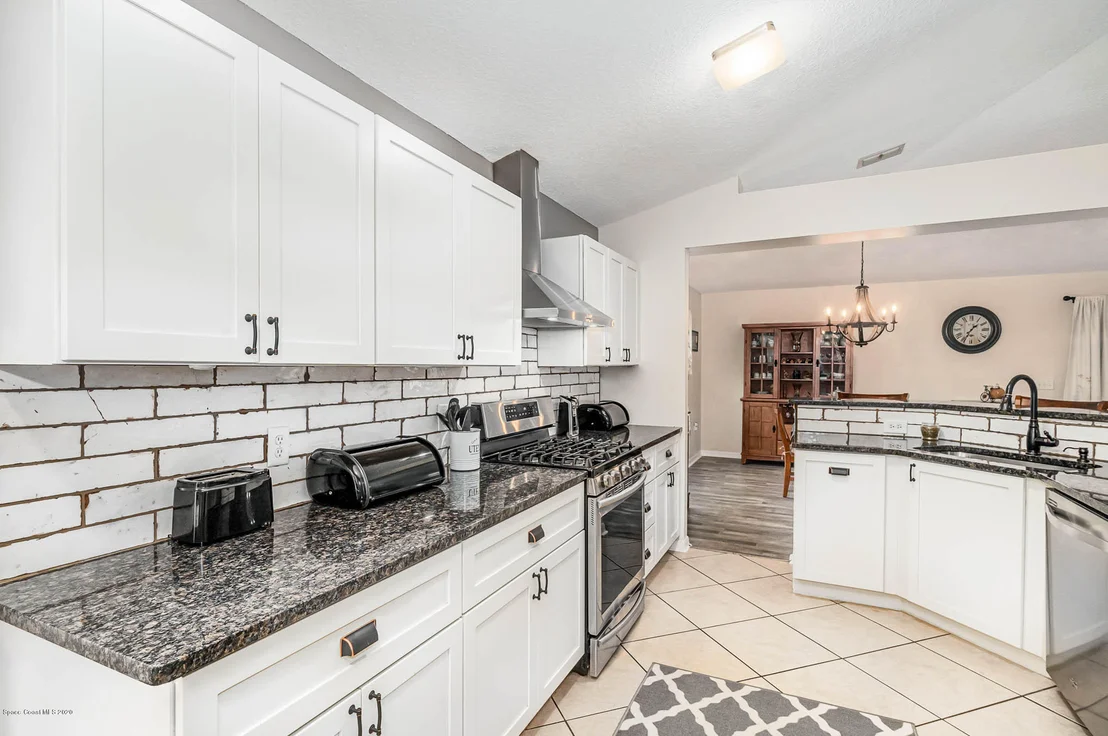Photo of 4067 Four Lakes Drive